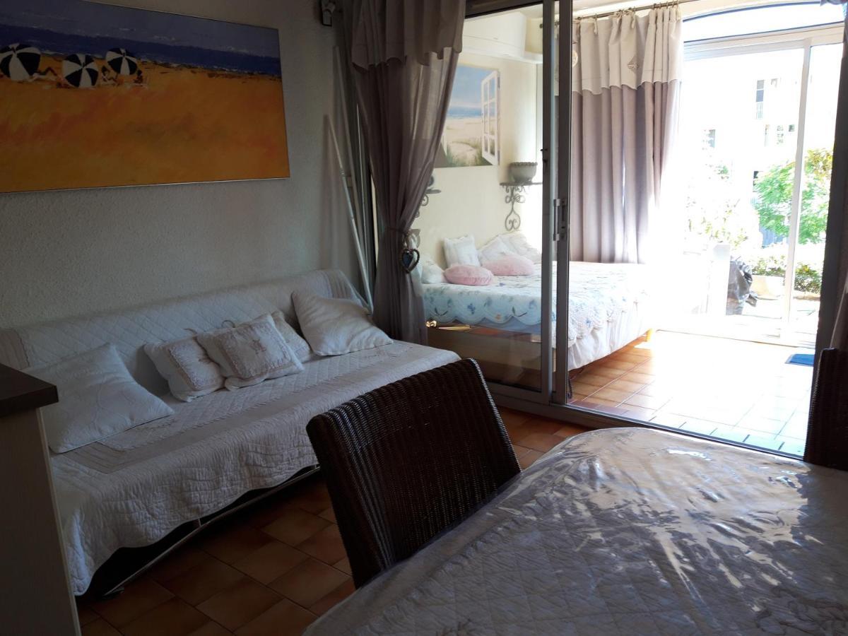 T2, Jardin, Veranda Chambre, Climatisation, Parking Privatif, Proche A Pied Centre, Plage, Gare, Pour 3 Adultes Ou 2 Adultes Avec 2 Enfants *